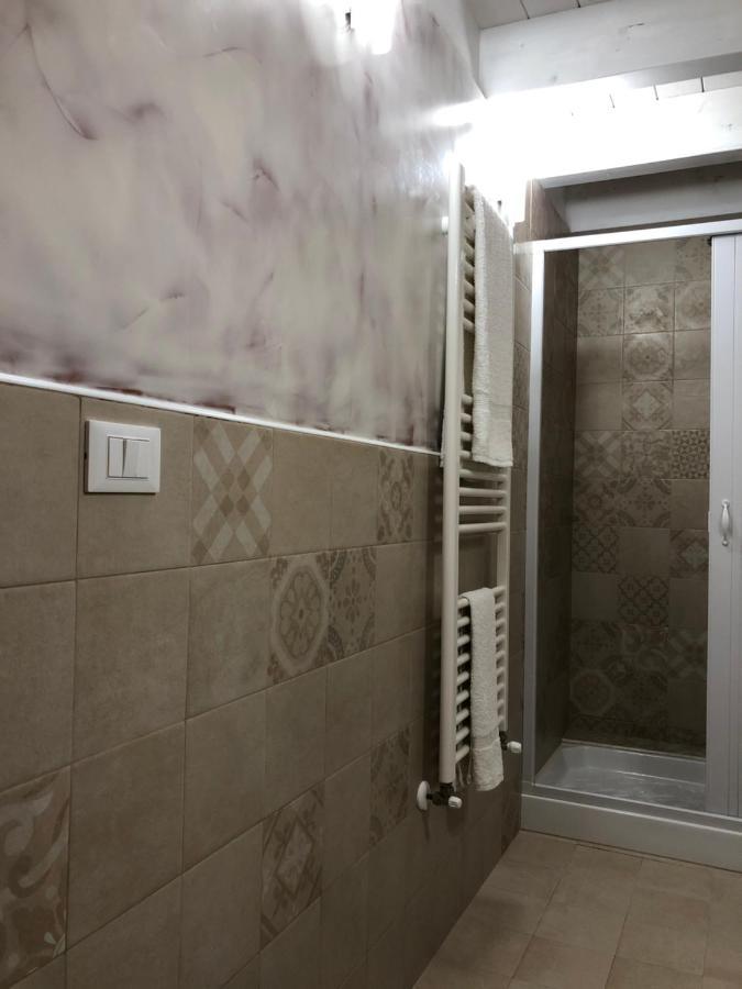 グロッターリエ La Perla Di Giada Bed & Breakfast エクステリア 写真